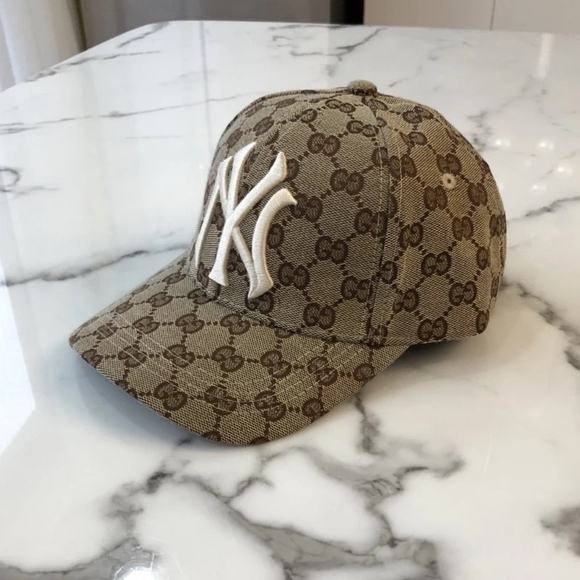 GucciXYankees Tan Brown Monogram Cap with White Logo Baseball Hat - Picture 1 of 9